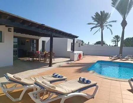 Rebecca Playa Blanca (Lanzarote)